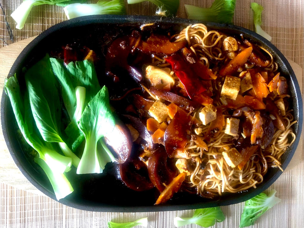 Sizzling Yee Mee- Food Court Style by Tulsi's Vegan Kitchen